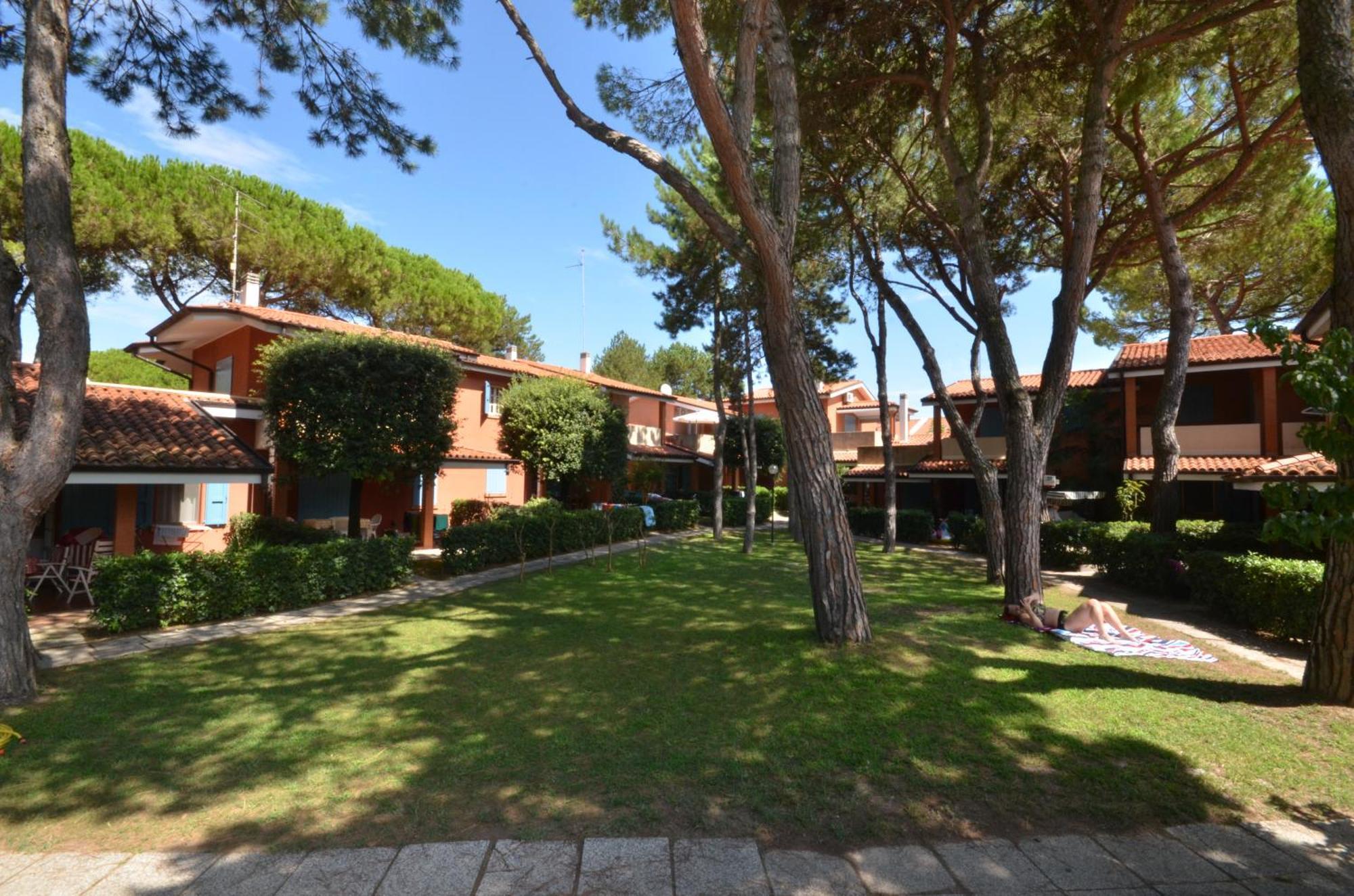 Villaggio Euro Residence Club 비비오네 외부 사진